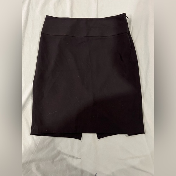 The Limited Dresses & Skirts - The Limited Collection Skirt- Black, Lined, Size 8